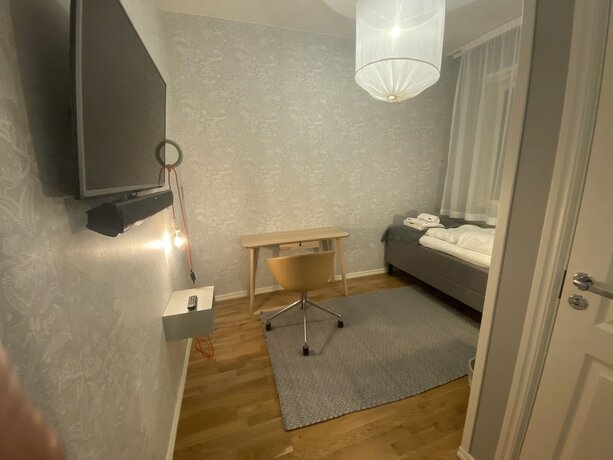 Imagen de la habitación del Hotel Turinge. Foto 14