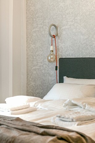 Imagen de la habitación del Hotel Turinge. Foto 16