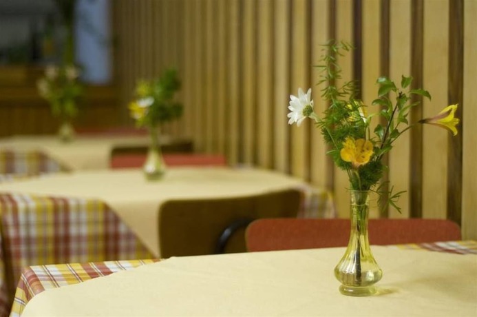 Imagen del bar/restaurante del Hotel Turingia. Foto 5