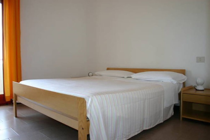 Imagen de la habitación del Hotel Turismo, Bernalda. Foto 8