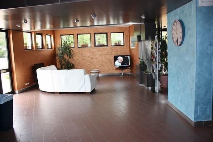 Imagen de los interiores del Hotel Turismo, Bernalda. Foto 19