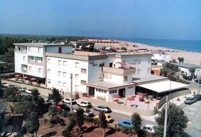 Imagen general del Hotel Turismo, Bernalda. Foto 1