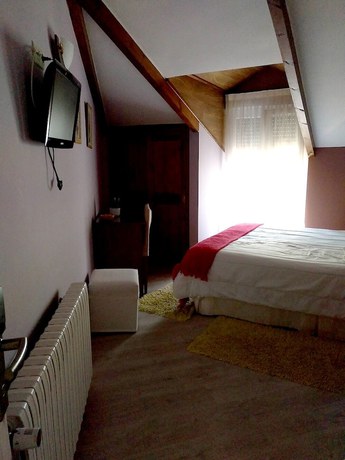 Imagen de la habitación del Hotel Turismo Rural Remo&ntilde;a. Foto 6