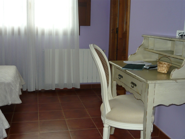 Imagen de la habitación del Hotel Turismo Rural Suquin. Foto 6