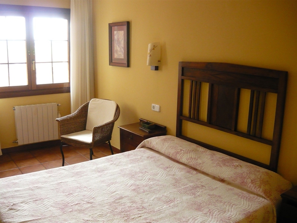 Imagen de la habitación del Hotel Turismo Rural Suquin. Foto 11