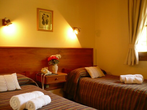 Imagen de la habitación del Hotel Turismo, SAN MART&Iacute;N DE LOS ANDES. Foto 12