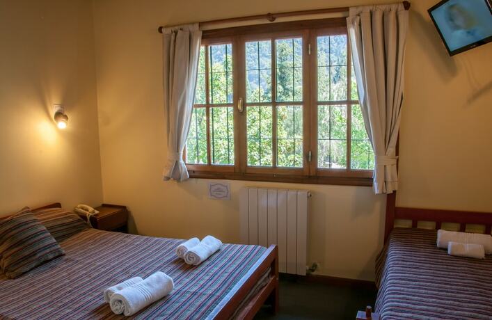 Imagen de la habitación del Hotel Turismo, SAN MART&Iacute;N DE LOS ANDES. Foto 24