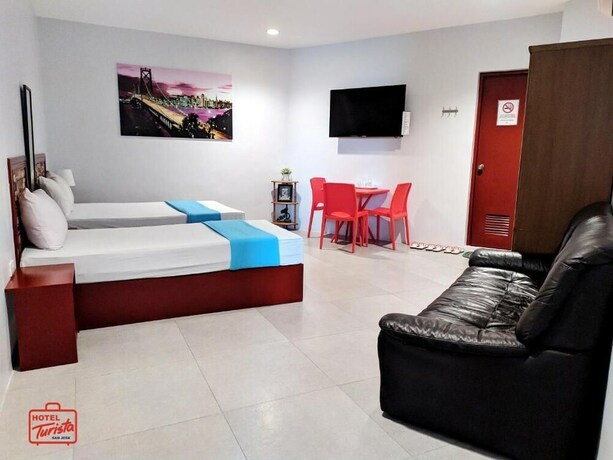 Imagen de la habitación del Hotel Turista San Jose. Foto 15