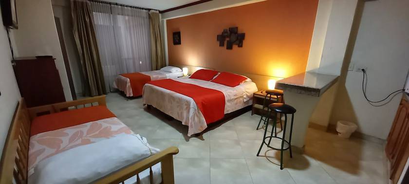 Imagen de la habitación del Hotel Turisticas 63. Foto 8