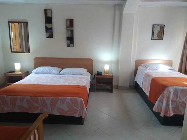 Imagen de la habitación del Hotel Turisticas 63. Foto 13