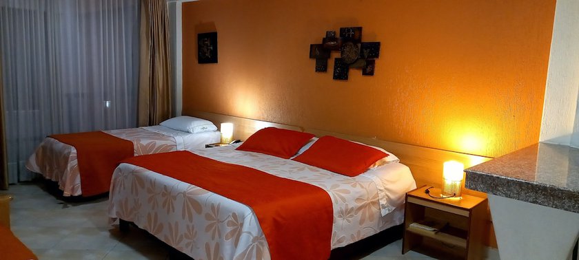 Imagen de la habitación del Hotel Turisticas 63. Foto 17