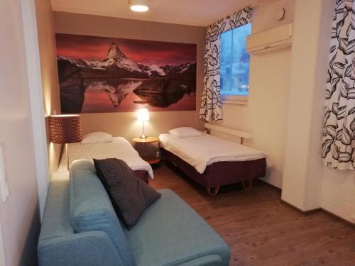 Imagen de la habitación del Hotel Turistihovi. Foto 5