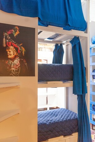 Imagen general del Hotel Turix Hostel. Foto 2