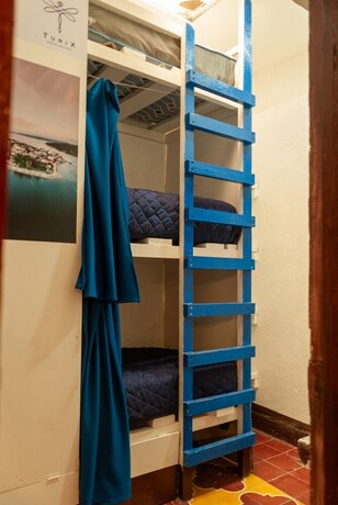 Imagen de la habitación del Hotel Turix Hostel. Foto 18