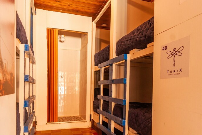 Imagen de la habitación del Hotel Turix Hostel. Foto 28