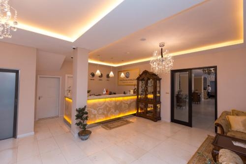 Imagen general del Hotel Turizem Shkelzeni. Foto 4