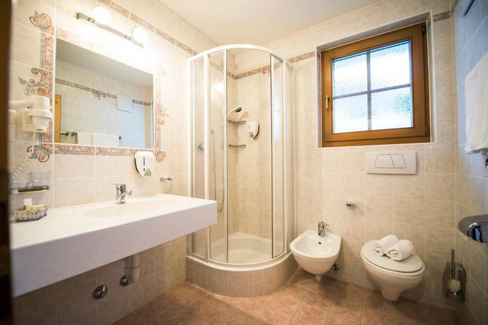 Imagen de la habitación del Hotel Turmhotel Gschwendt. Foto 13
