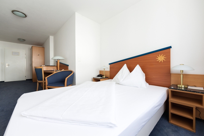 Imagen de la habitación del Hotel Turmhotel Victoria. Foto 10