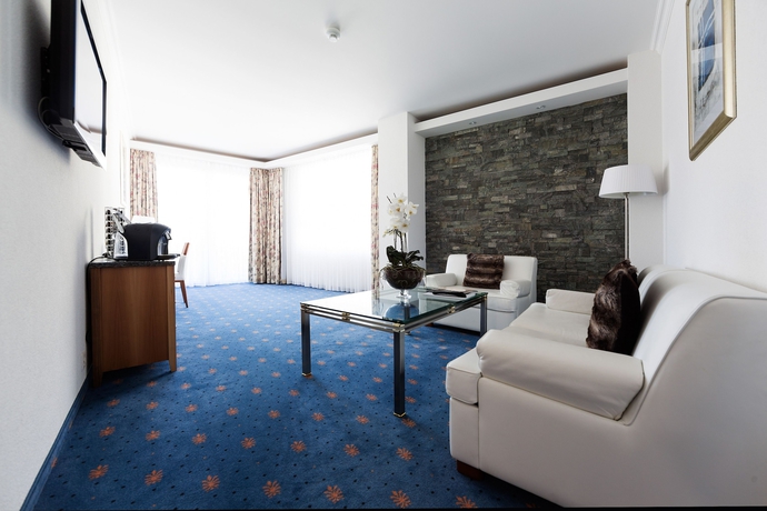 Imagen de la habitación del Hotel Turmhotel Victoria. Foto 15