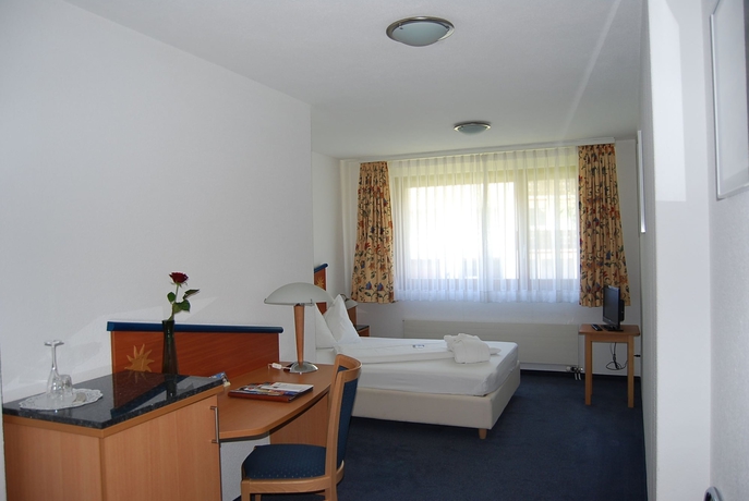 Imagen de la habitación del Hotel Turmhotel Victoria. Foto 16