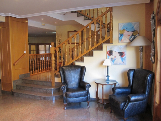 Imagen de los interiores del Hotel Turmo. Foto 15