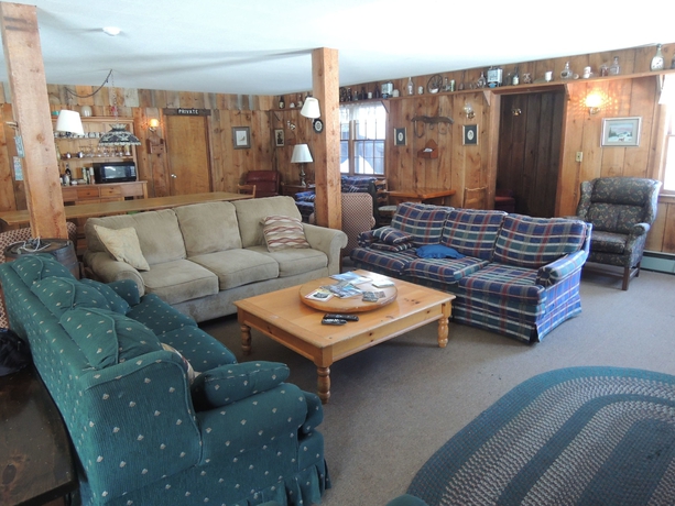 Imagen de los interiores del Hotel Turn Of River Lodge. Foto 17