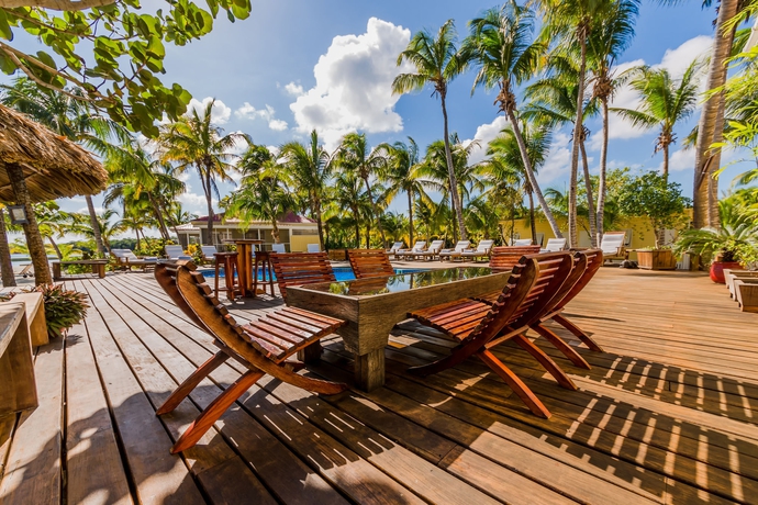 Imagen de la piscina del Hotel Turneffe Island Resort. Foto 16