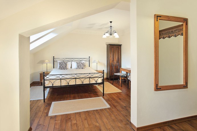 Imagen de la habitación del Hotel Turnul. Foto 8