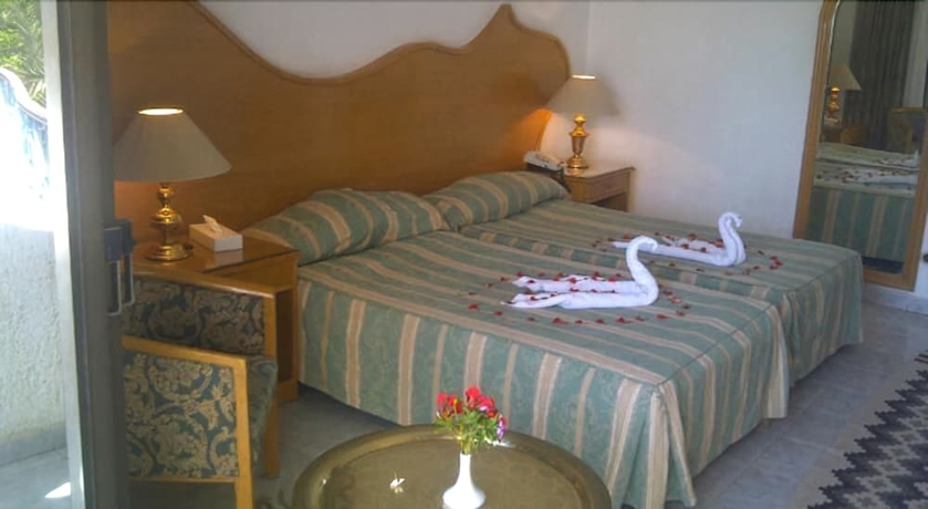 Imagen de la habitación del Hotel Turquoise Beach. Foto 5