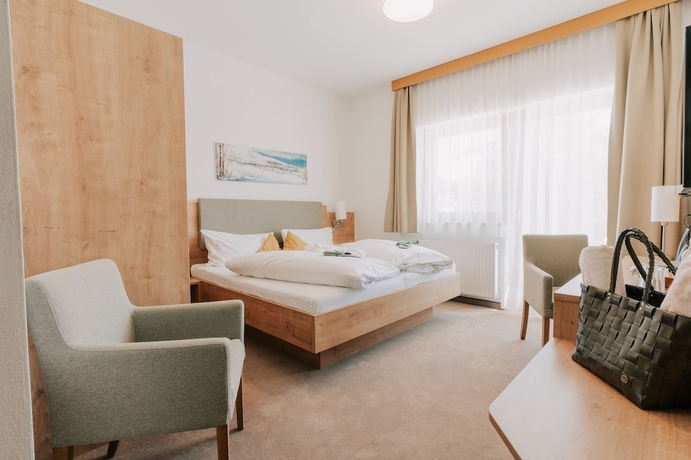 Imagen de la habitación del Hotel Turracherhof. Foto 10