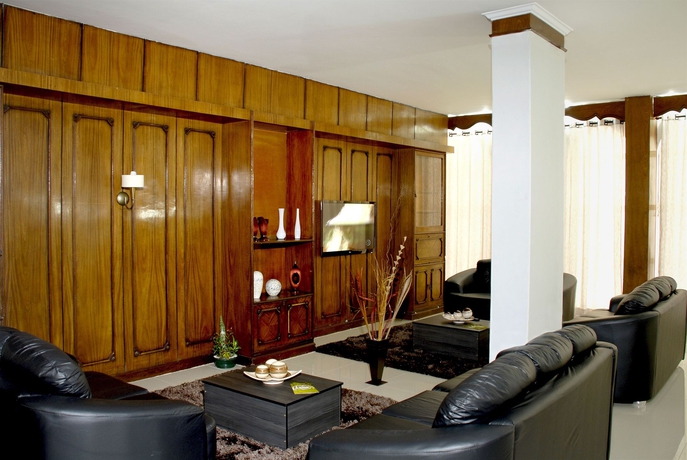 Imagen de los interiores del Hotel Turrance White. Foto 14