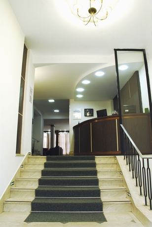 Imagen de los interiores del Hotel Turrance White. Foto 15