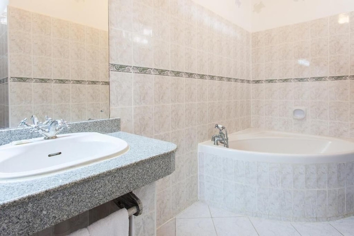 Imagen de la habitación del Hotel Turtle Bay Beach Club. Foto 5