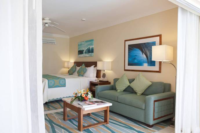 Imagen de la habitación del Hotel Turtle Beach By Elegant Hotels All Suite - All Inclusive. Foto 3