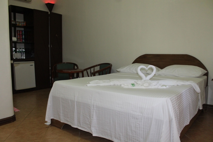 Imagen de la habitación del Hotel Turtle Inn Resort. Foto 5