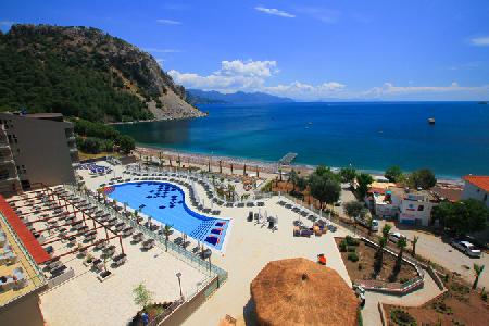 Imagen de la piscina del Hotel Turunc Premium. Foto 10