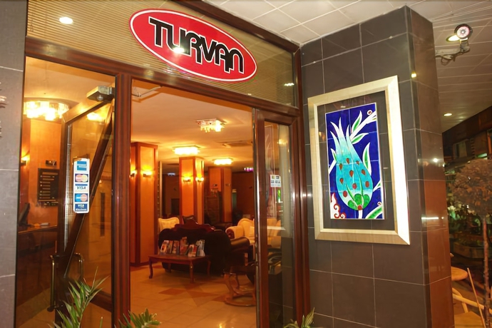 Imagen general del Hotel Turvan. Foto 1