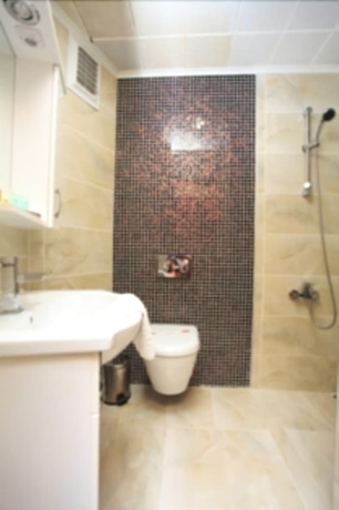 Imagen de la habitación del Hotel Turvan. Foto 16