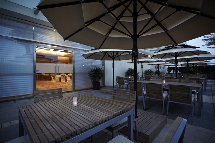 Imagen de los interiores del Hotel Turyaa Chennai. Foto 13