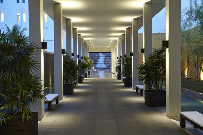 Imagen de los interiores del Hotel Turyaa Kalutara. Foto 16