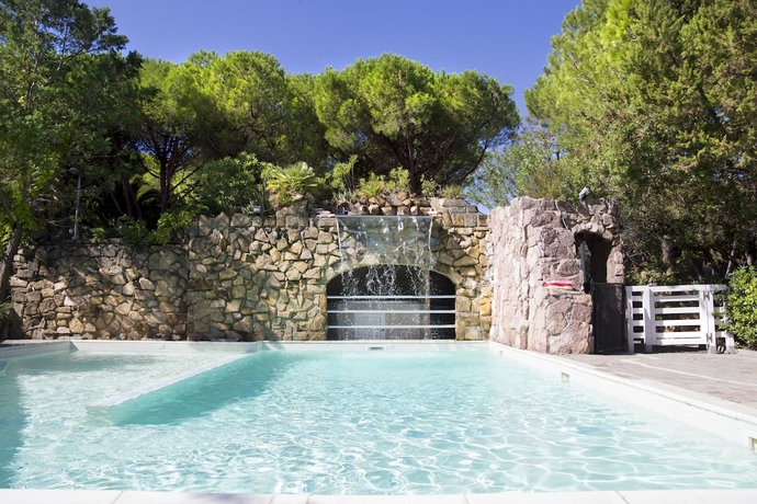 Imagen de la piscina del Hotel Tuscany Alle Dune. Foto 18