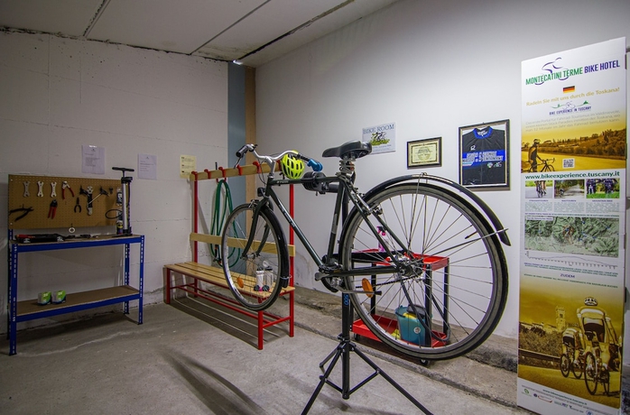 Imagen de los interiores del Hotel Tuscany Inn. Foto 17