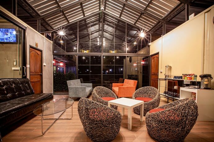 Imagen general del Hotel Tuscany Land Resort Donmuang. Foto 11