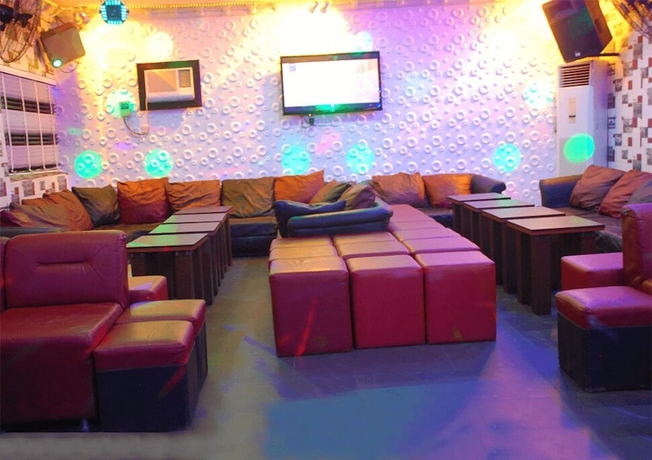 Imagen de los interiores del Hotel Tuscany Suites. Foto 19