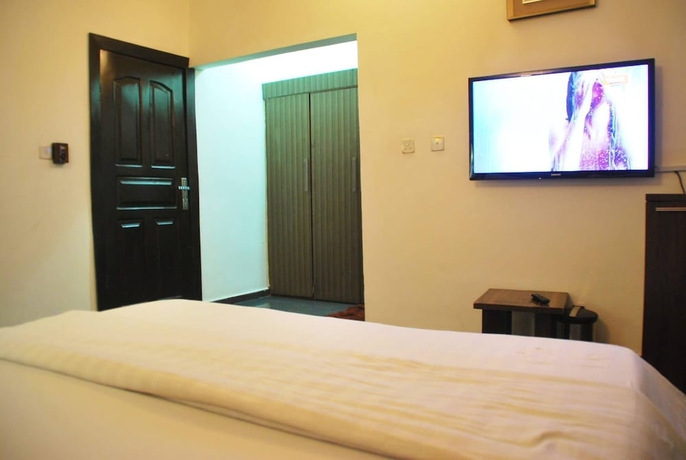 Imagen de la habitación del Hotel Tuscany Suites. Foto 15