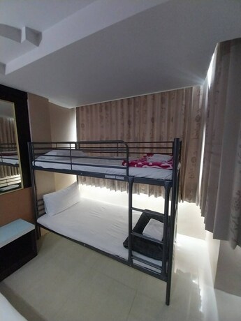 Imagen general del Hotel Tuscany hotel by skypark. Foto 8