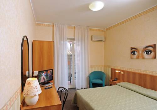 Imagen de la habitación del Hotel Tuscia. Foto 12