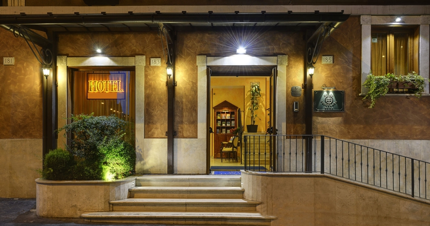 Imagen general del Hotel Tuscolana. Foto 4