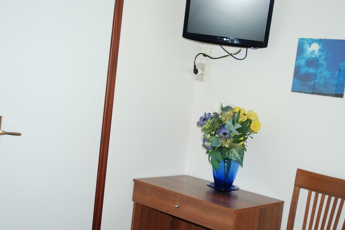 Imagen de la habitación del Hotel Tuscolano. Foto 8