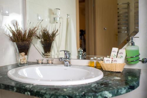 Imagen general del Hotel Tustan. Foto 1